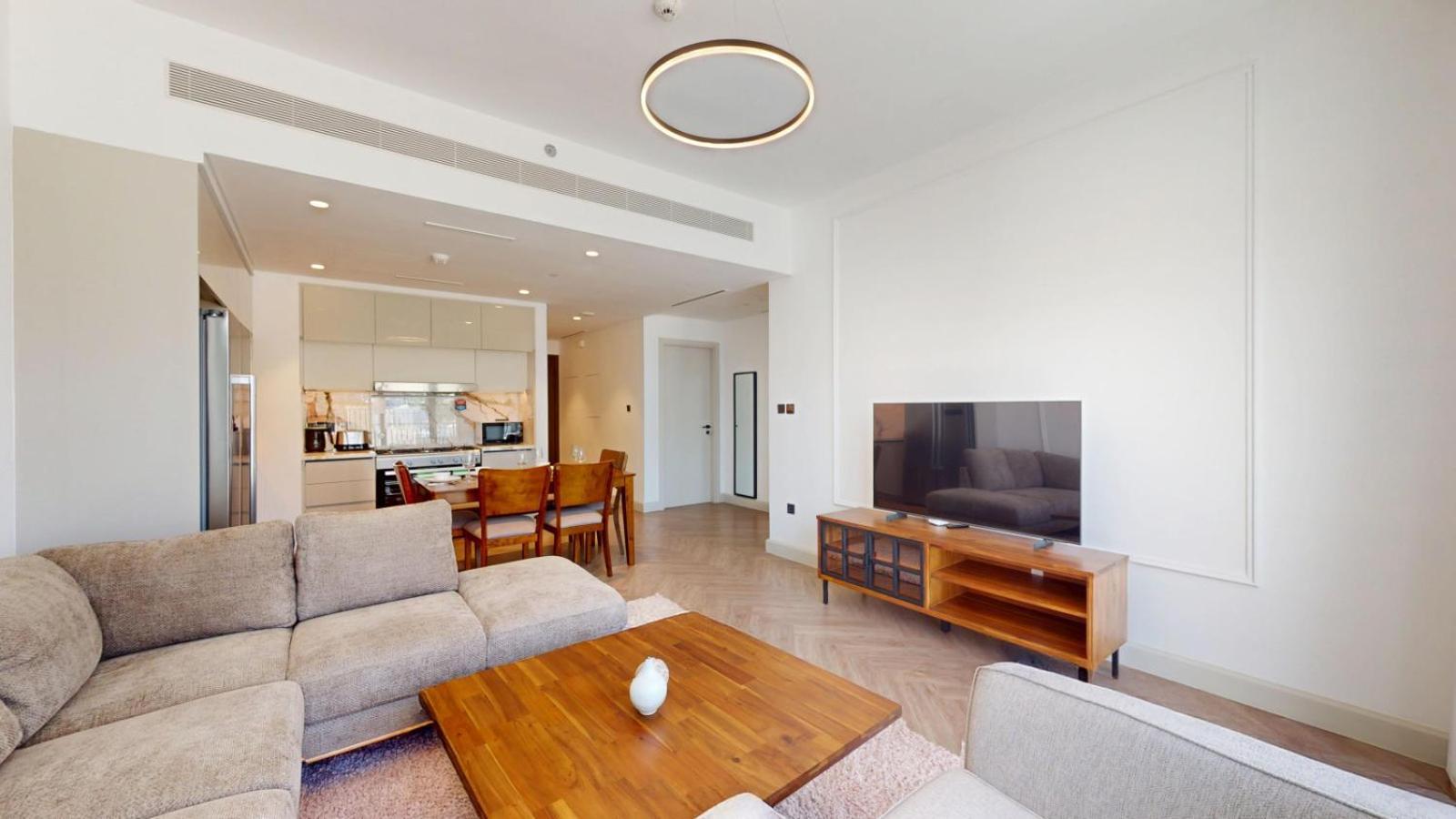Apartment Marina Vista - Immaculate Three Bed With Sea Views *